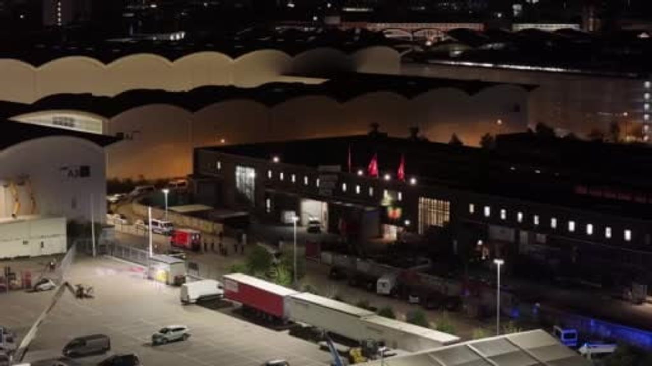Hamburg'da St. Pauli'de iş yeri kompleksinde silahlı saldırı: iki Türk öldü, bağlantılar araştırılıyor