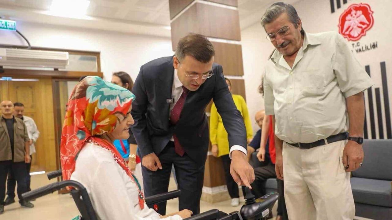 Harekete umut: Niğde'ye 21 akülü tekerlekli sandalye bağışı
