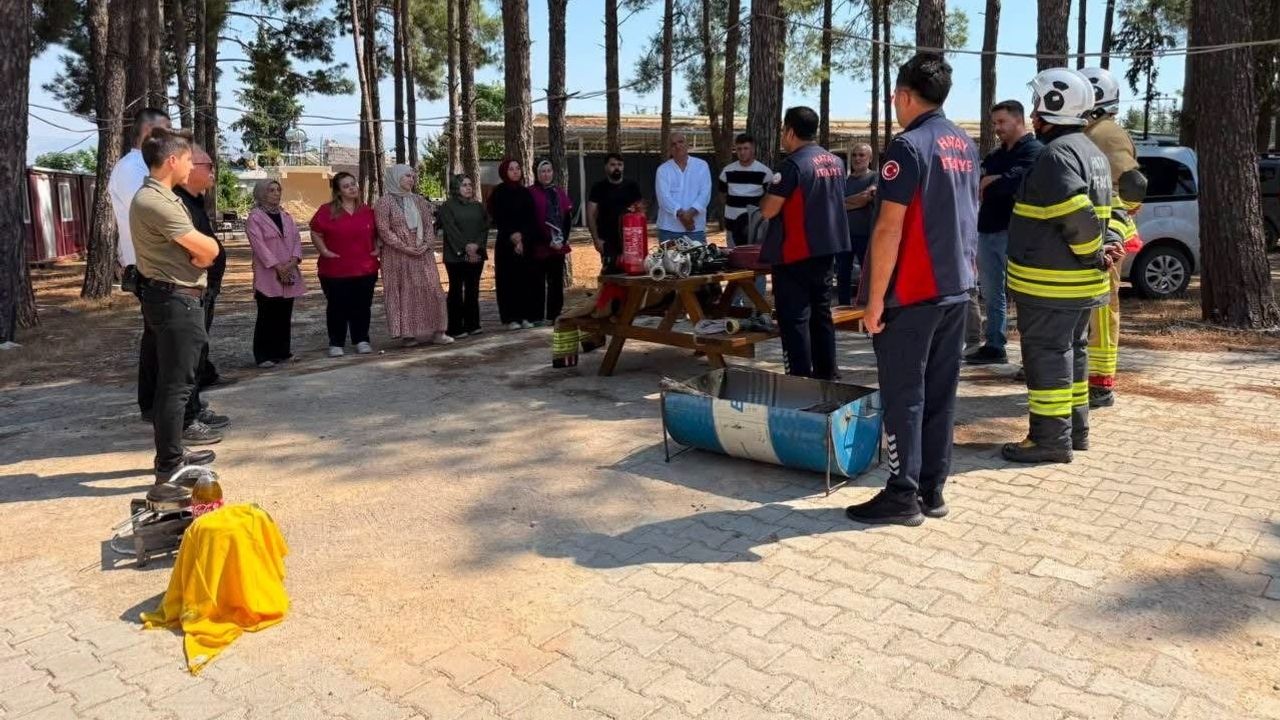 Hassa'da sağlık merkezinde uygulamalı yangın ve tatbikat eğitimi