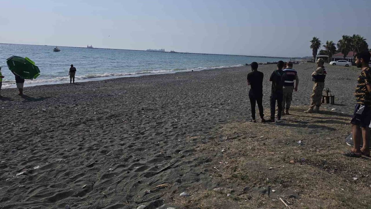 Hatay’da sahil ihbarı ekipleri alarma geçirdi, aramada ceset çıkmadı