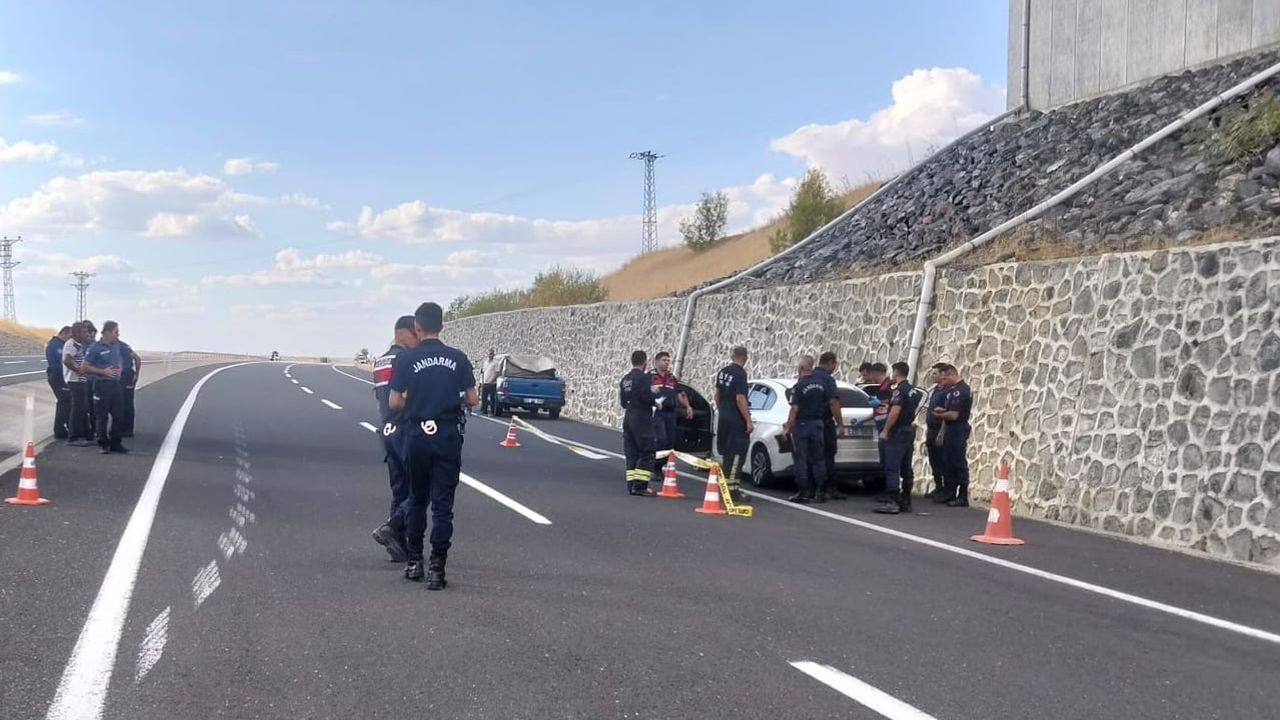 Hayrabolu'da seyir halindeki araca silahlı saldırı: sürücü yaşamını yitirdi