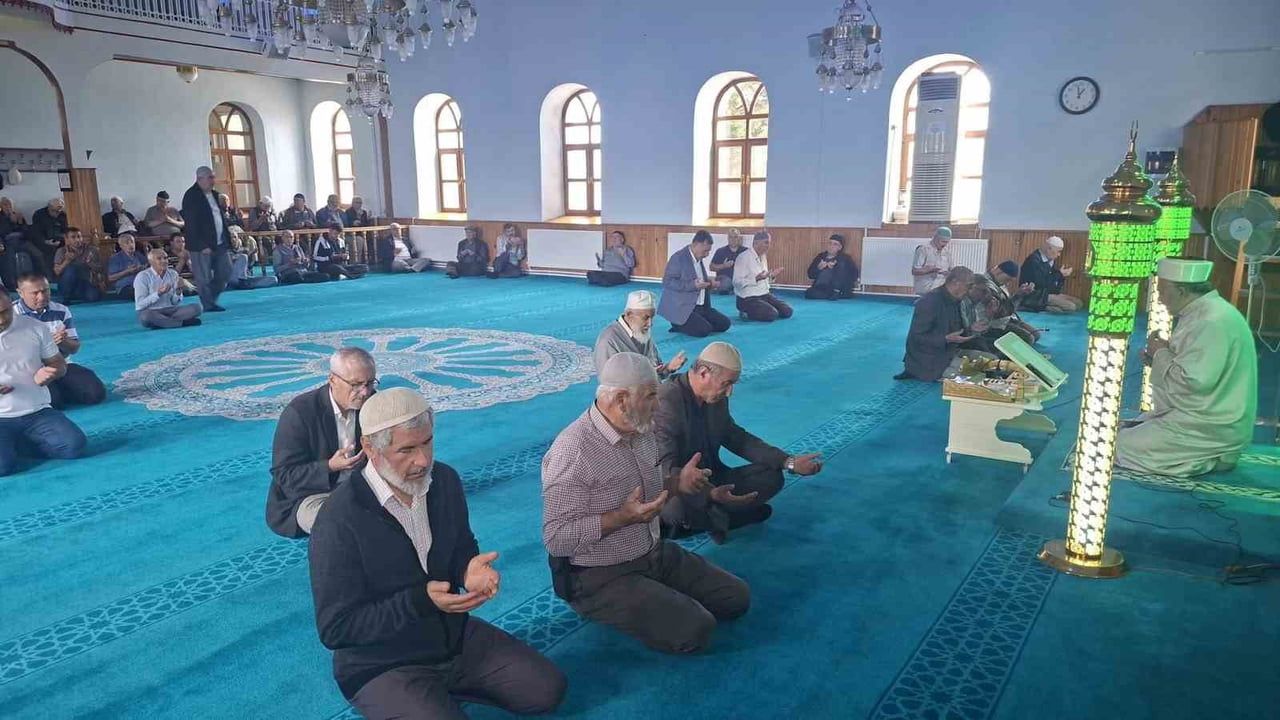 Hisarcık’ta gaziler günü dualarla anıldı