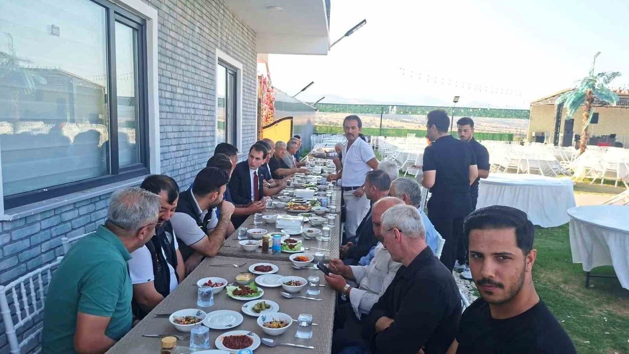 Hisarcık'ta köy muhtarları hizmet gündemiyle bir araya geldi