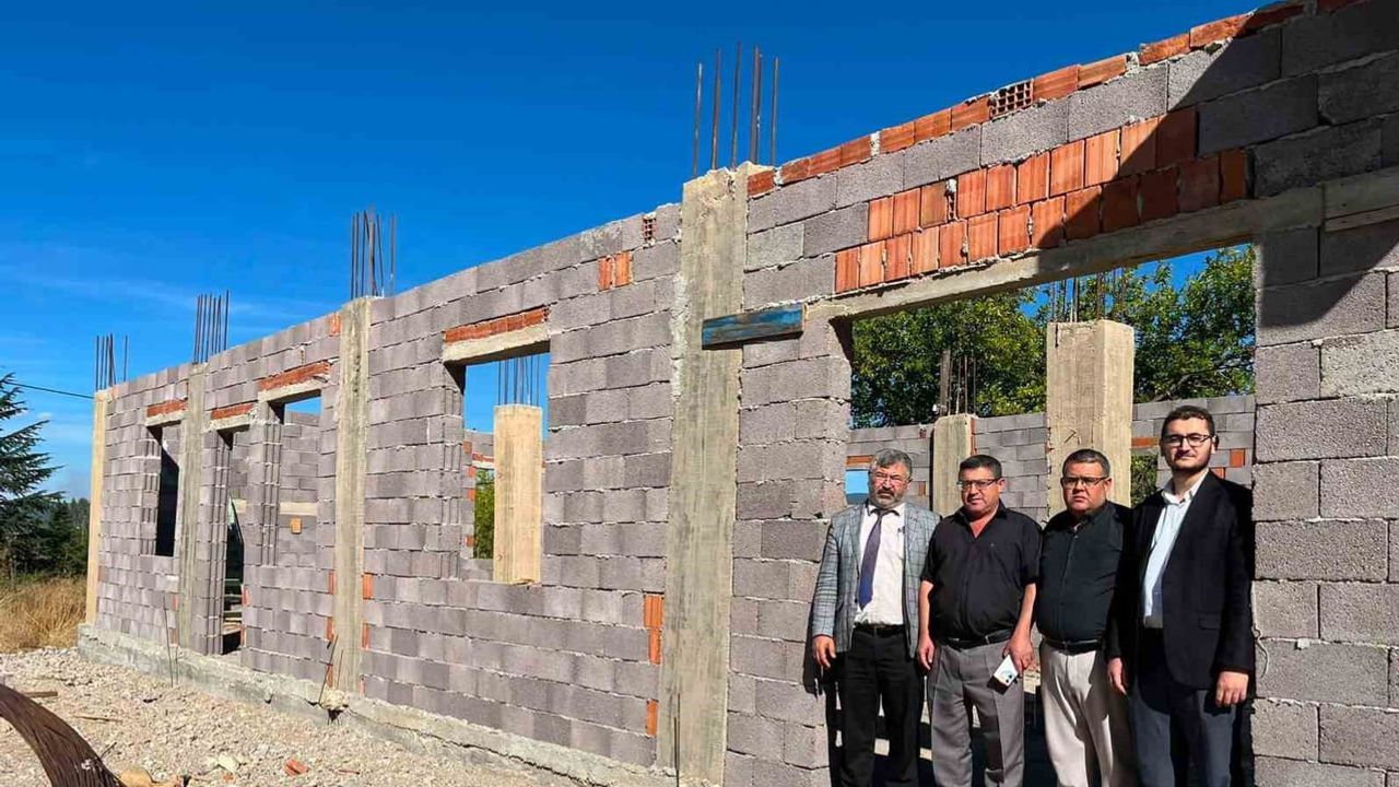 Hisarcık'ta taziye evi çalışmaları yerinde değerlendirildi