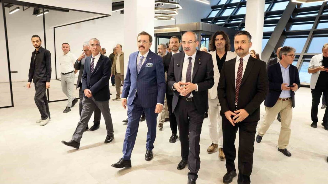 hisarcıklıoğlu kayseri’de tekmer, kagutim ve digiconnect merkezlerini inceledi
