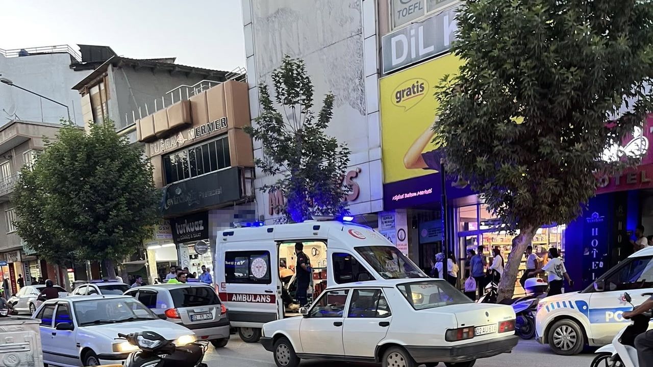 Hoca Ömer Caddesi'nde sokak kavgası: bir genç kız yaralandı