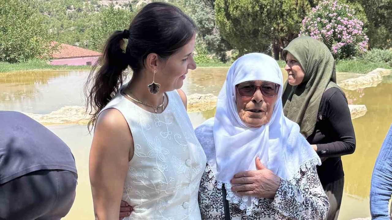 Honaz'ta başkan Kepenek'ten rehabilitasyon merkezinde samimi buluşma