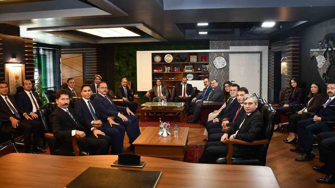 HSK heyeti Eskişehir adliyesinde yargı süreçlerini masaya yatırdı