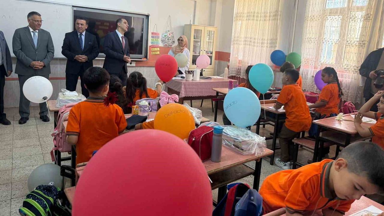 Iğdır'da ders zili yeni umutlarla çaldı