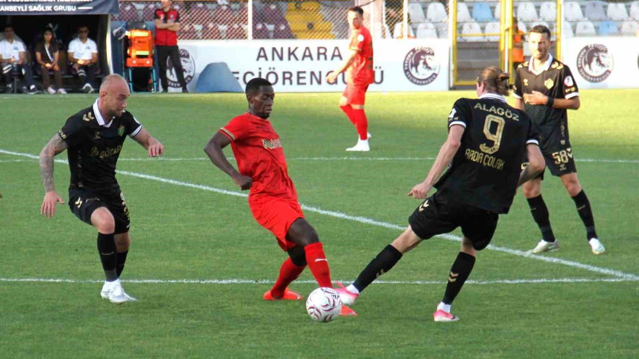 Iğdır FK sahasında farklı kazandı: Manisa FK 4-2 mağlup oldu