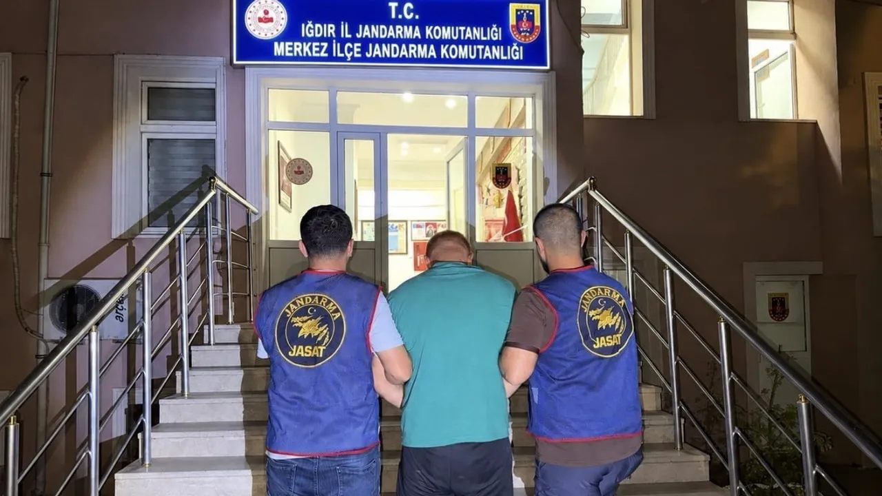 Iğdır operasyonunda aranan zanlı 11 yıl 3 gün hapis cezasıyla yakalandı