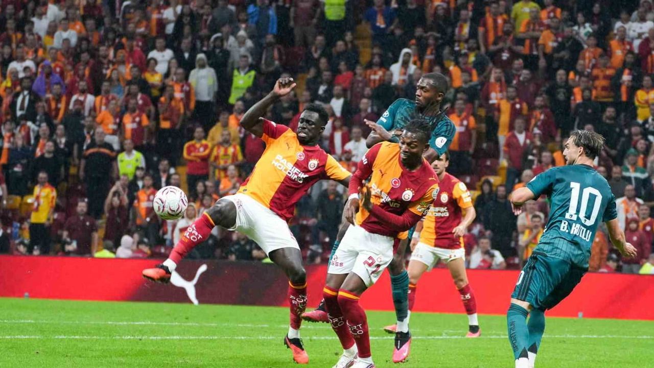 İlk yarı golsüz: Galatasaray ile Kocaelispor dengeyi bozamadı