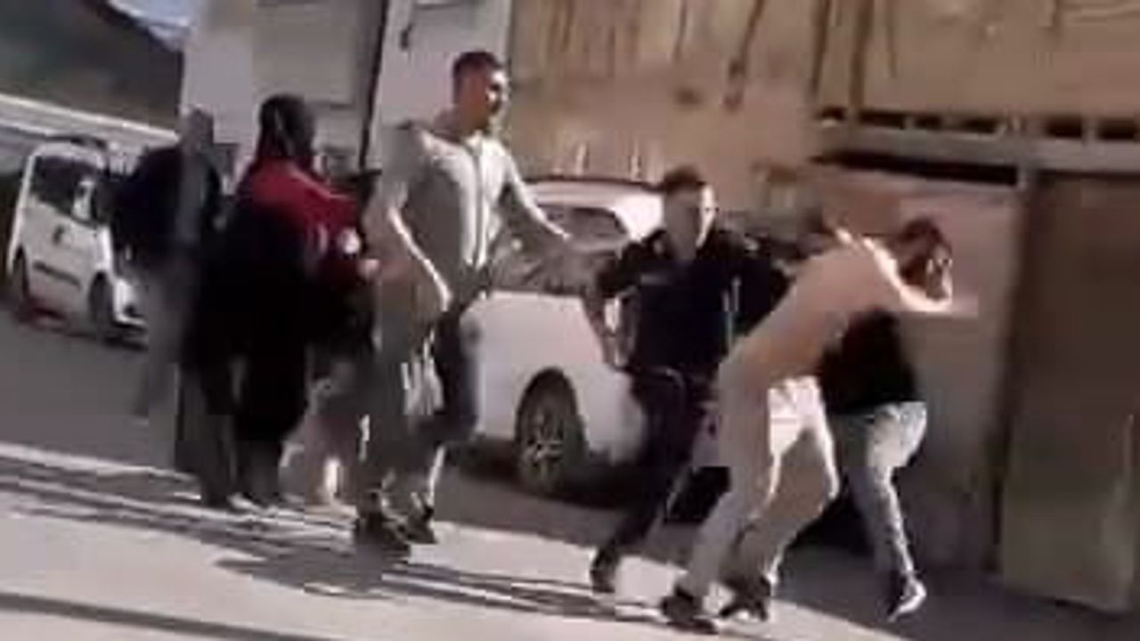 İnegöl'de alacak-verecek tartışması büyüdü: inşaat kavgasında 8 yaralı