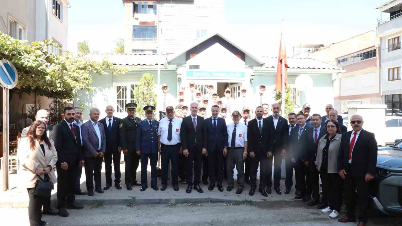 İnegöl’de bağımsızlık coşkusu 104. yılında yeniden yaşandı