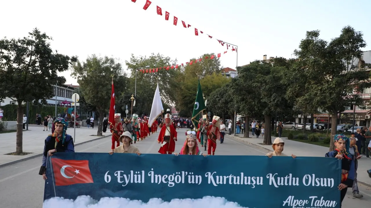 İnegöl’de beş gün sürecek 104. kurtuluş coşkusu