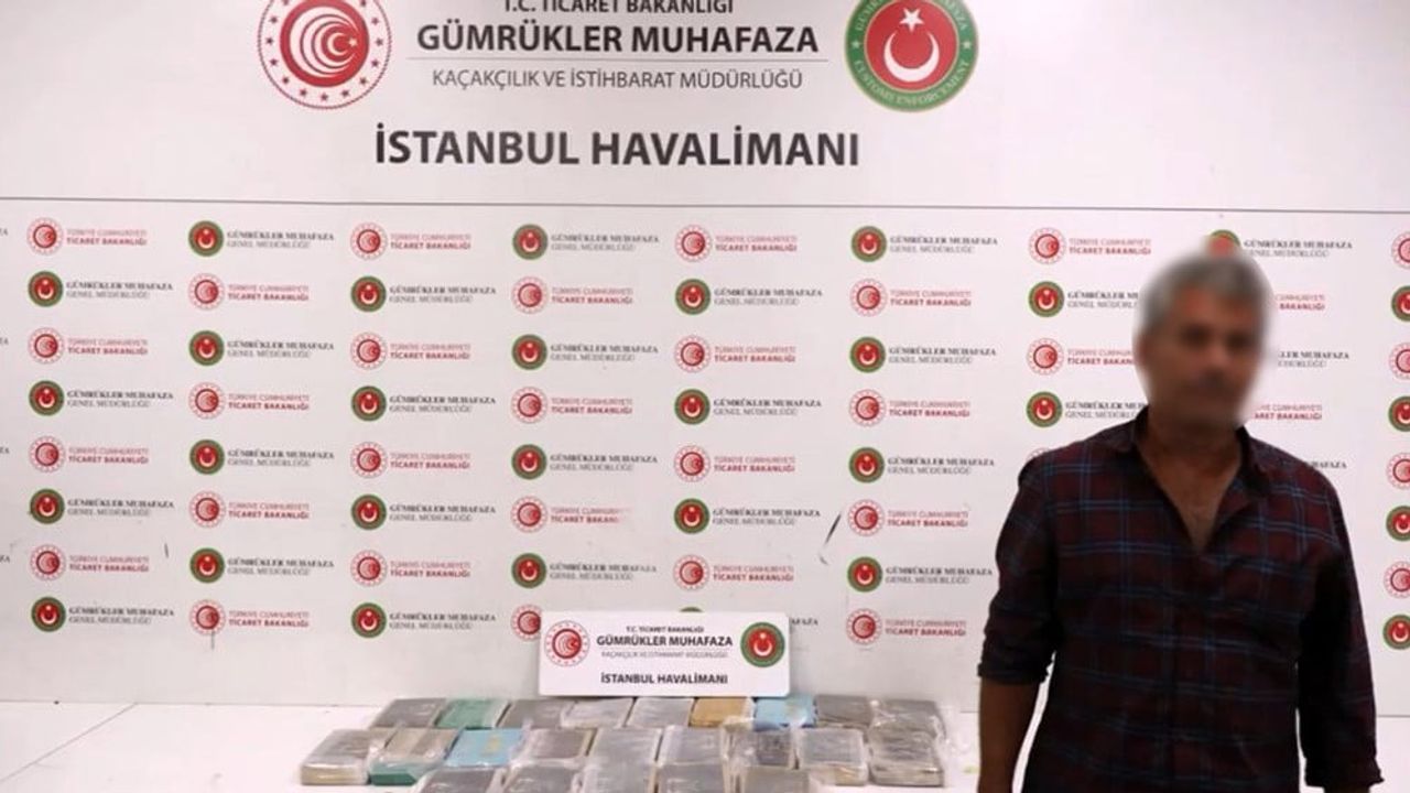 İstanbul havalimanı'nda 206 milyon TL'lik kokain ele geçirildi, pilot kıyafetli zanlı aranıyor