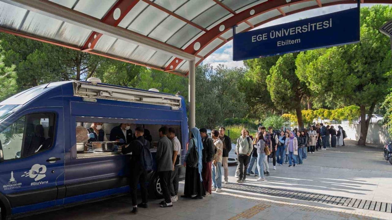 İzmir büyükşehir 2026-2027 eğitim döneminde on binlere beslenme desteği verecek