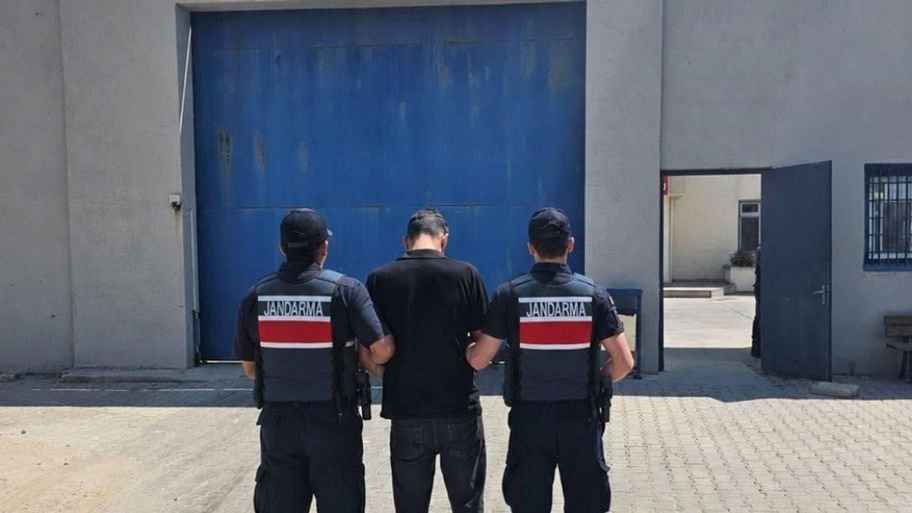 Jandarma çalışmalarında 24 aranan kişi yakalandı