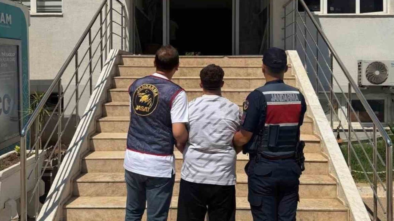 Jandarma dedektifleri JASAT'tan 677 kişilik kapsamlı yakalama operasyonu