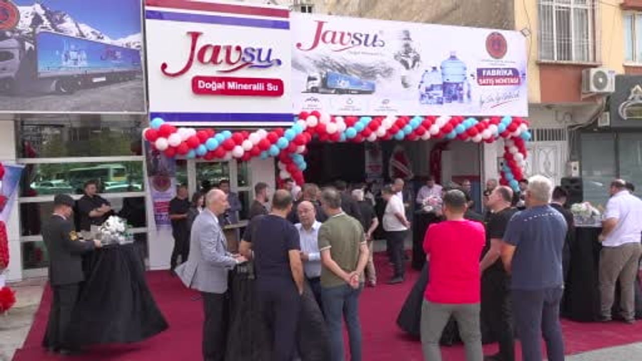 Jandarma destekli JAVSU, Gaziantep'te fabrika satış noktasını hizmete aldı