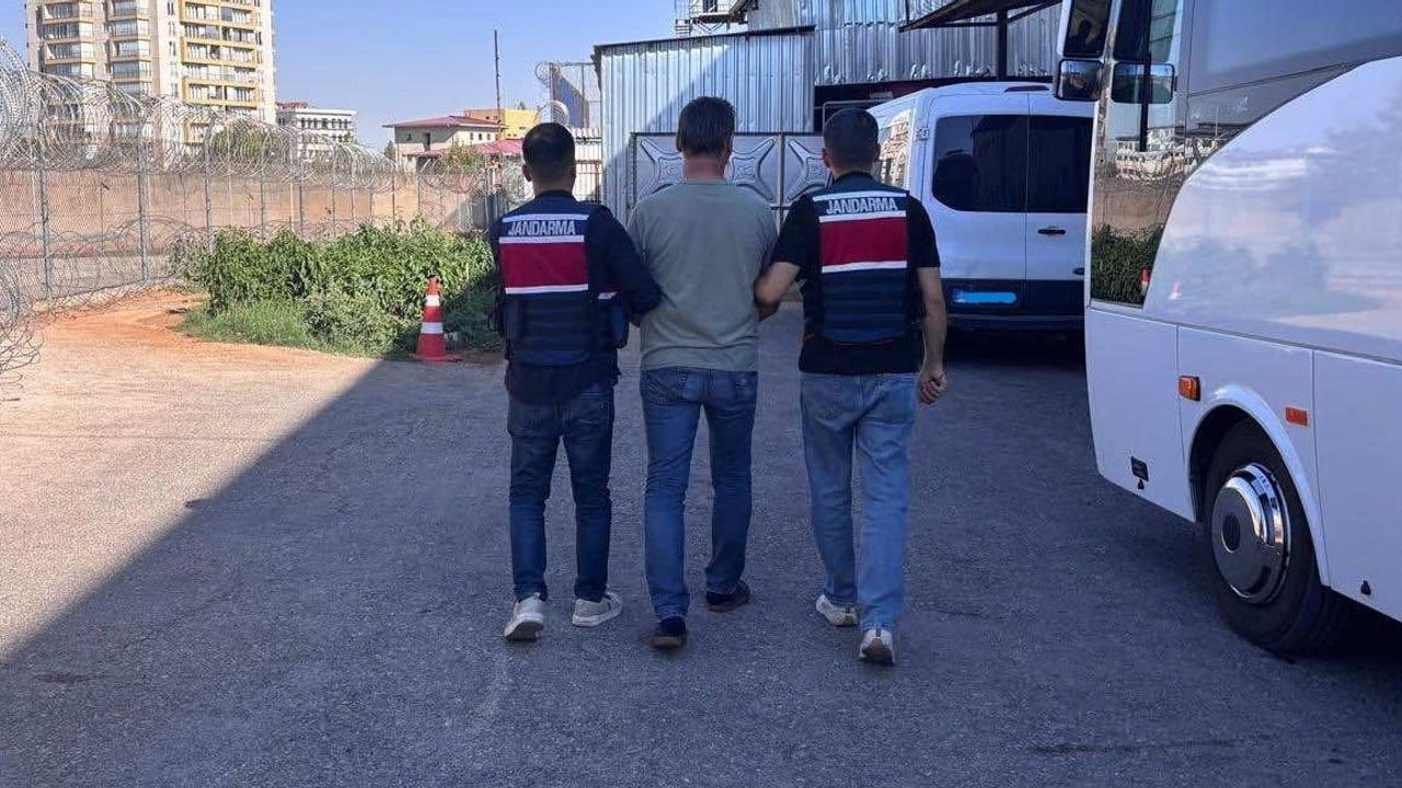 Jandarma, dijital delillerle müstehcen içerik paylaşan kişiyi tutukladı