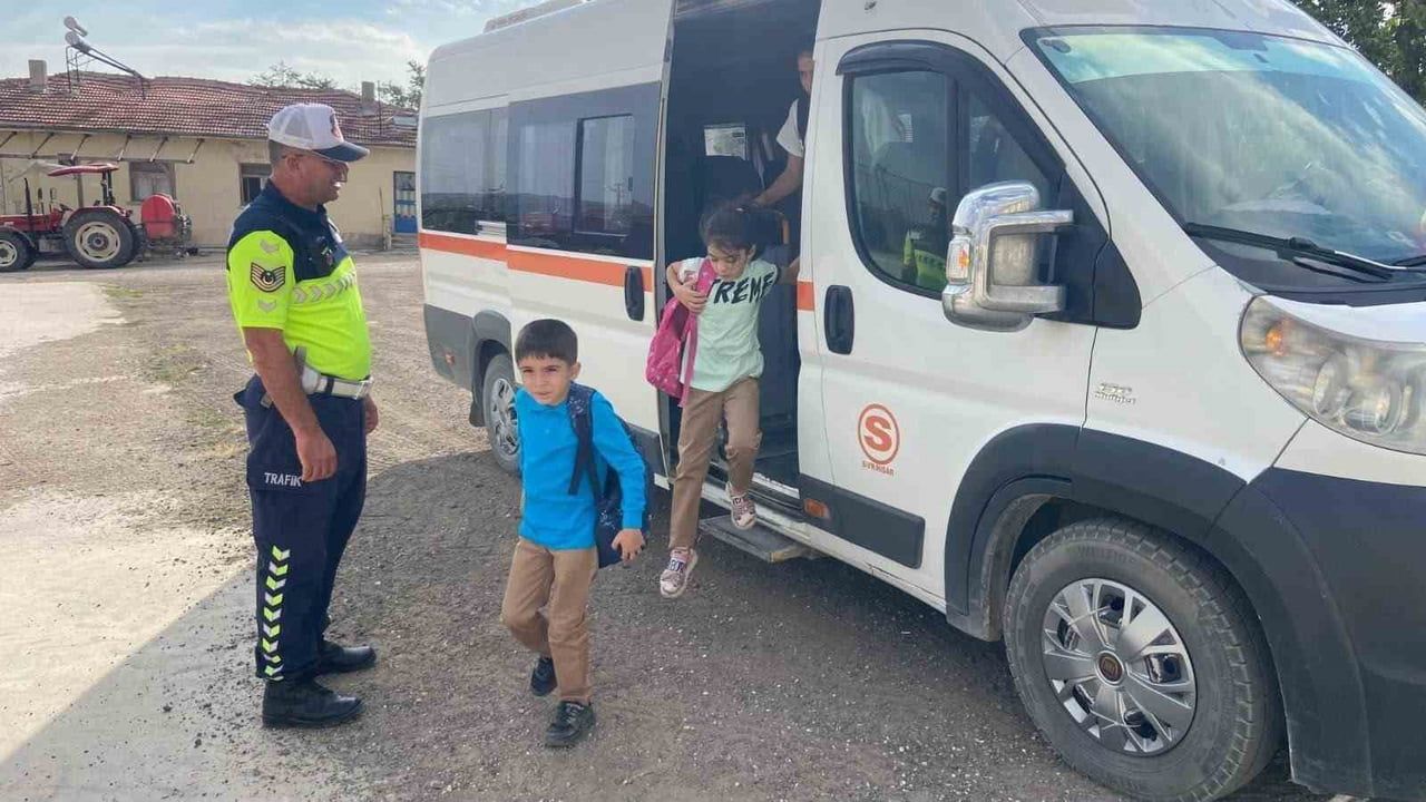 Jandarmadan Eskişehir'de okul güvenliğine kapsamlı denetim