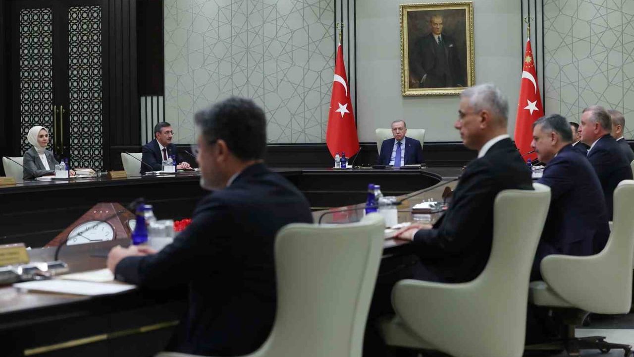 Kabine gündemi: Erdoğan başkanlığında kritik toplantı