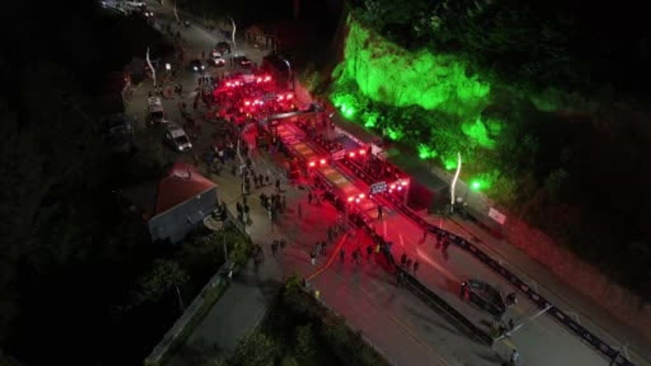 Kaçkar zirvesinde dünyanın dört bir yanından 2 bin sporcu ter döktü
