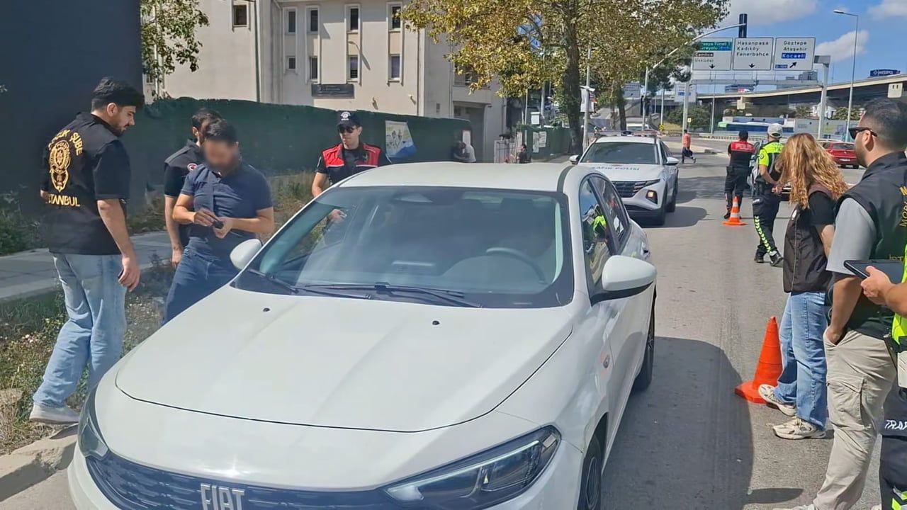 Kadıköy'de yeni eğitim yılına dronlu güvenlik denetimi