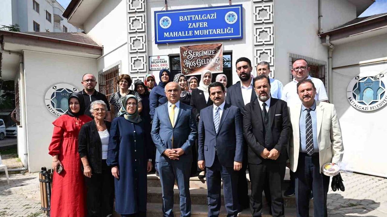 Kadın emeğine kalıcı pazar: ücretsiz sergiler ve çarşı projesi
