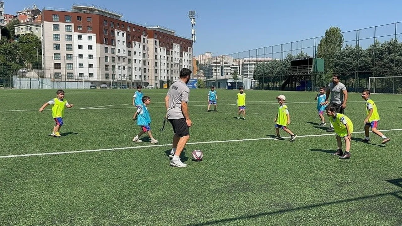 Kağıthane'de çocuklar 23 farklı branşta kış boyu sporla tanışacak