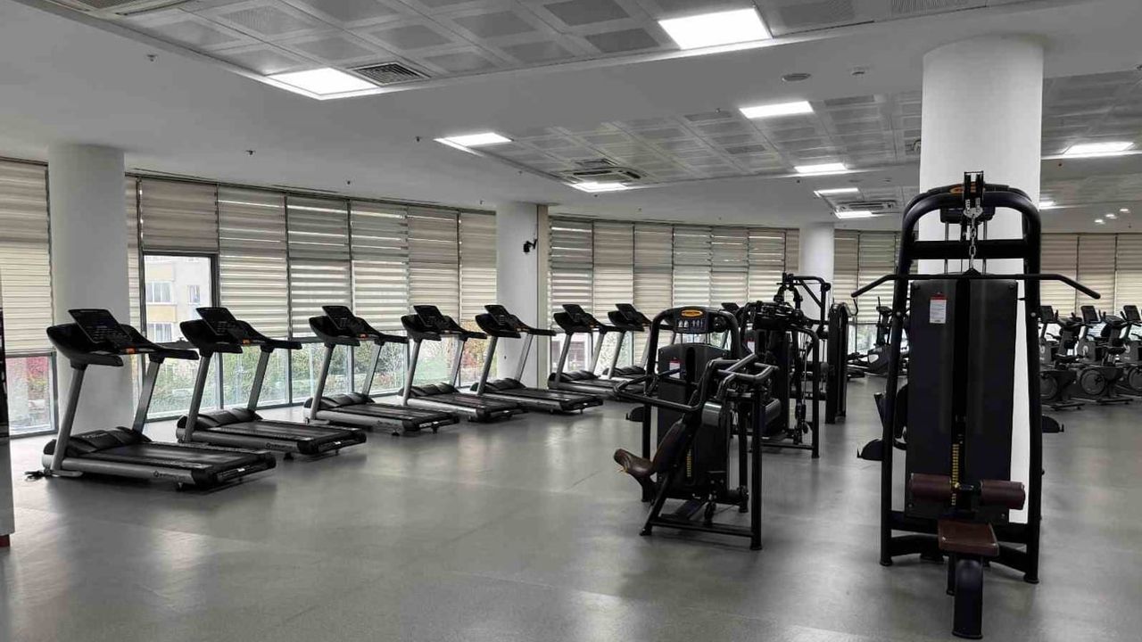 Kağıthane'de yetişkinlere spor fırsatı: yüzme ve fitness kursları için kayıtlar başladı