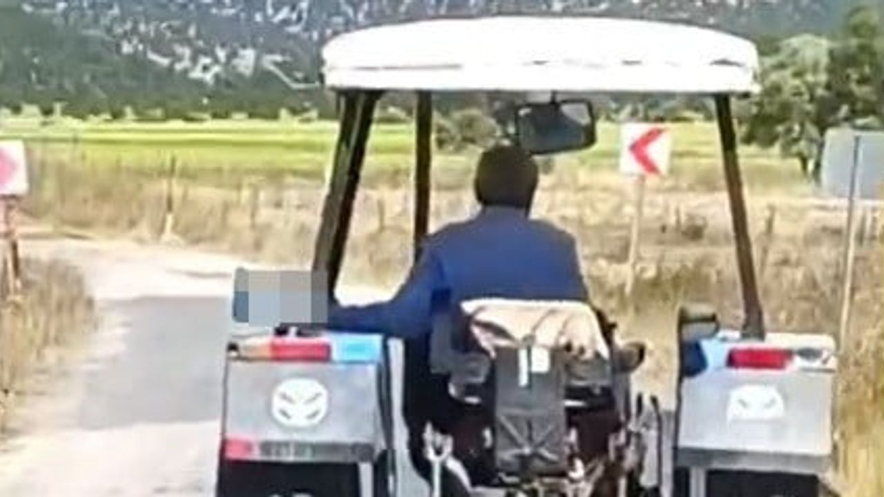 Kahramanmaraş'ta traktöre bağlanan köpeğin görüntüleri tepki çekti
