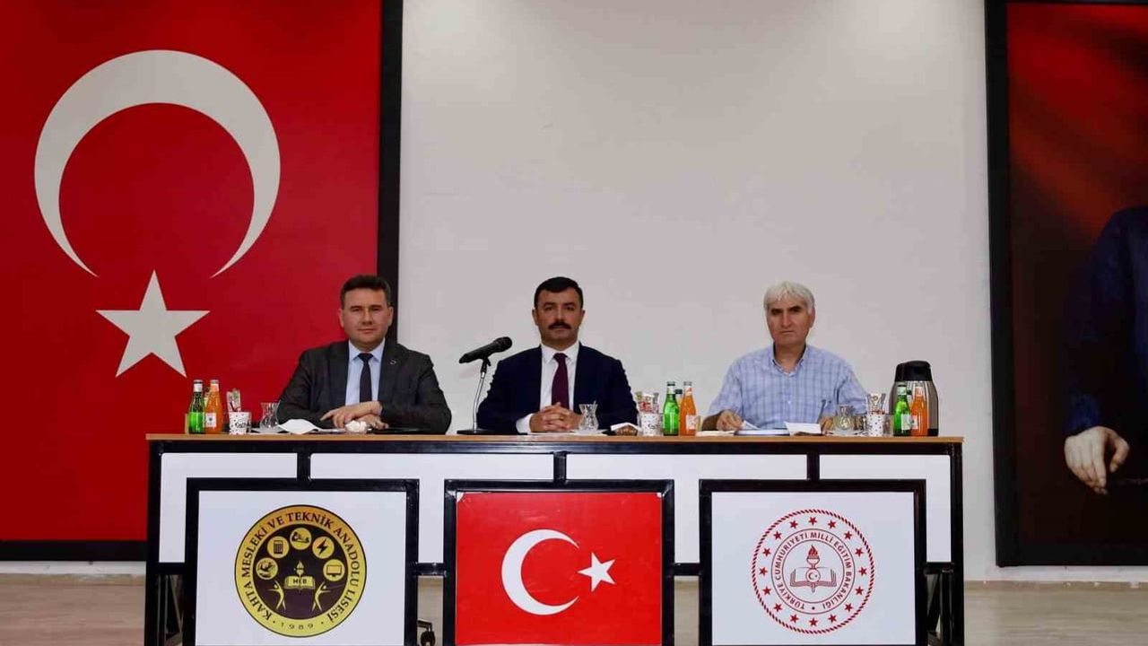 Kahta'da okullar yeni dönem öncesi eksiklerini gidermeye odaklandı