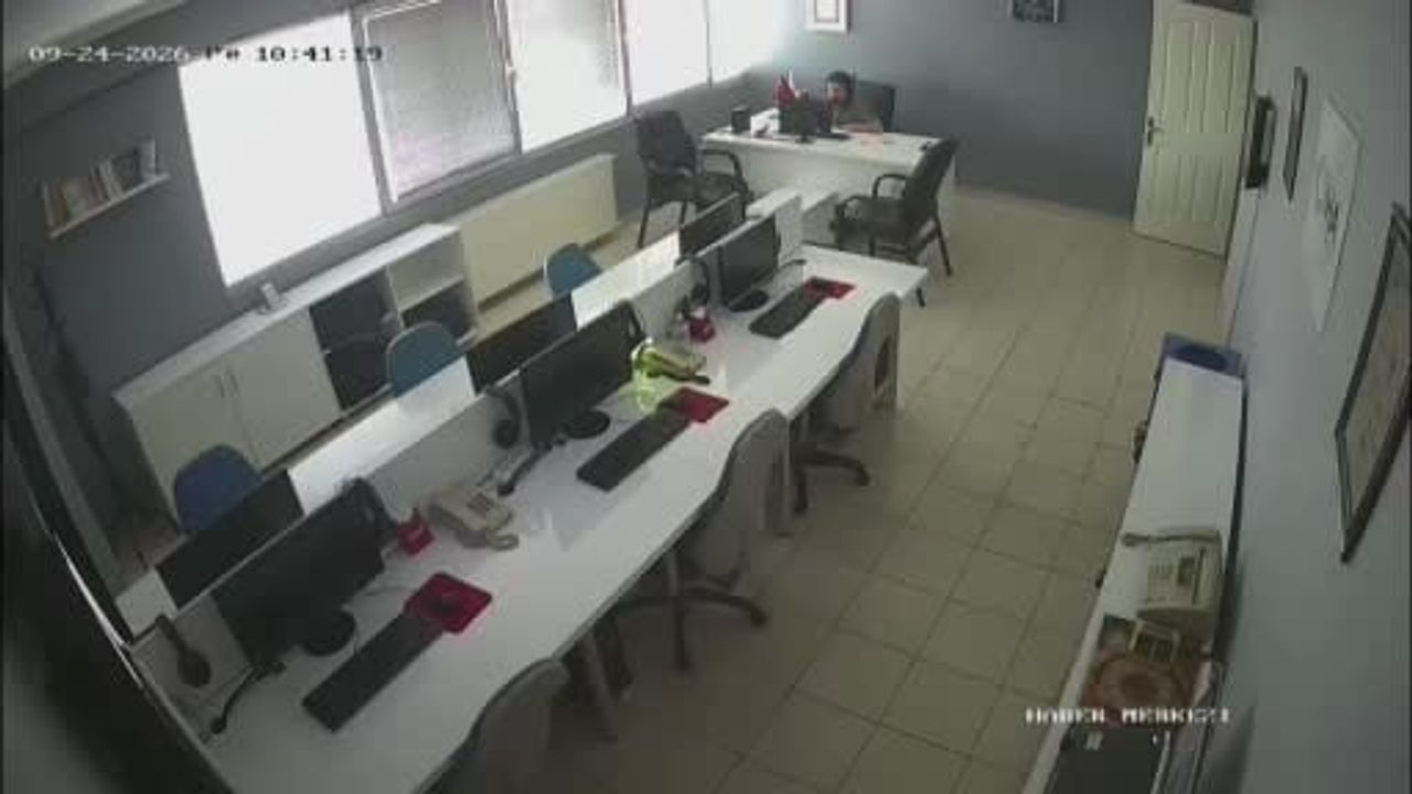 Kamera kayıtları Gaziantep'te depremin anını gösterdi
