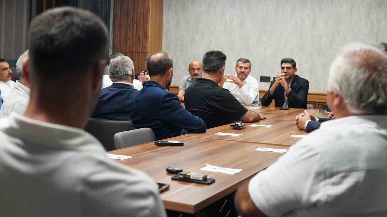 Karabük'te muhtarlarla eşit hizmet vurgusu