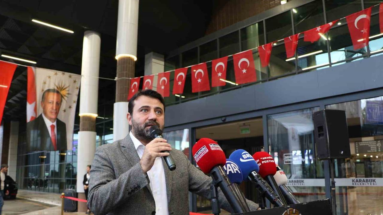 Karabük'te yenilenen otogar modern yüzüyle yeniden hizmete açıldı