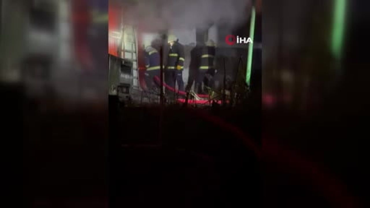 Karakoçan'da yangın: Üykü çifti dumandan yaşamını yitirdi