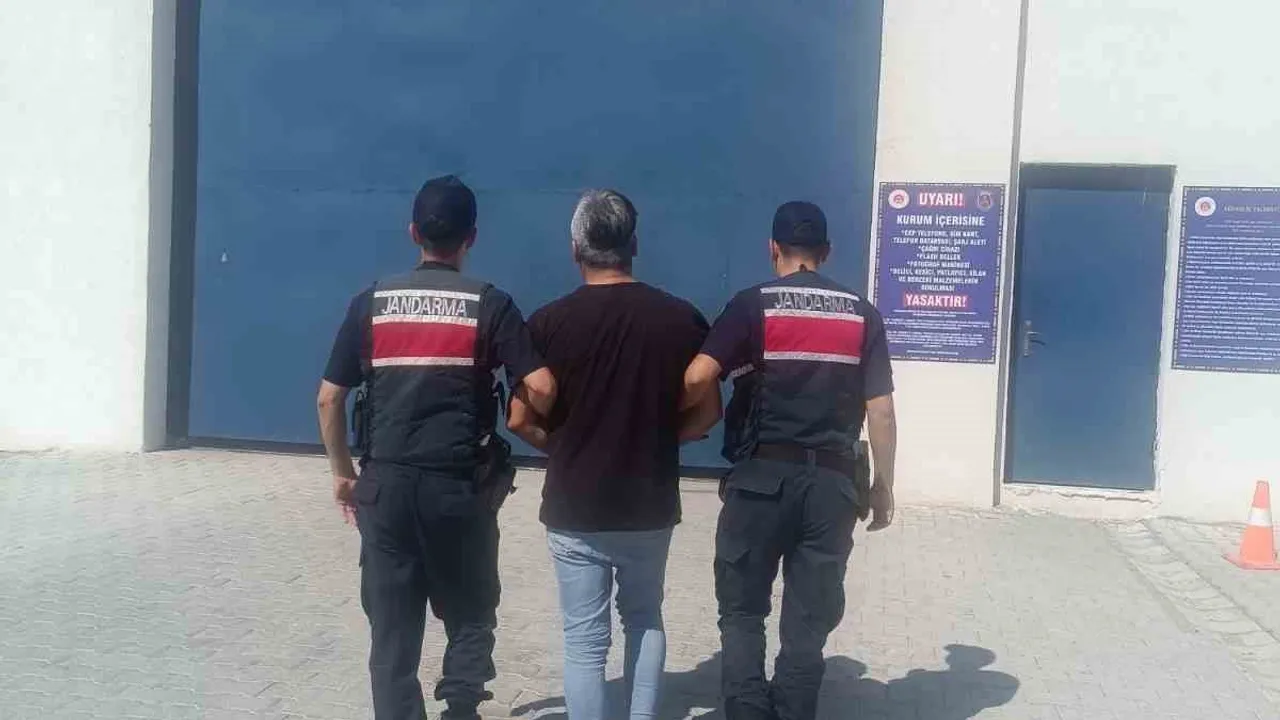 Karpuzlu'da jandarmanın çalışmasıyla 8 yıl 4 ay 7 gün cezası olan şahıs yakalandı
