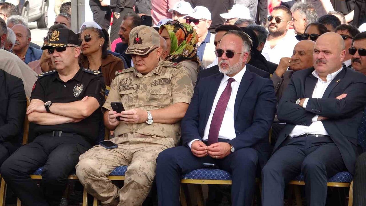 Kars belediyesi altyapıda üretime geçiyor: 600 milyon lira yatırımla 53 yeni iş makinesi