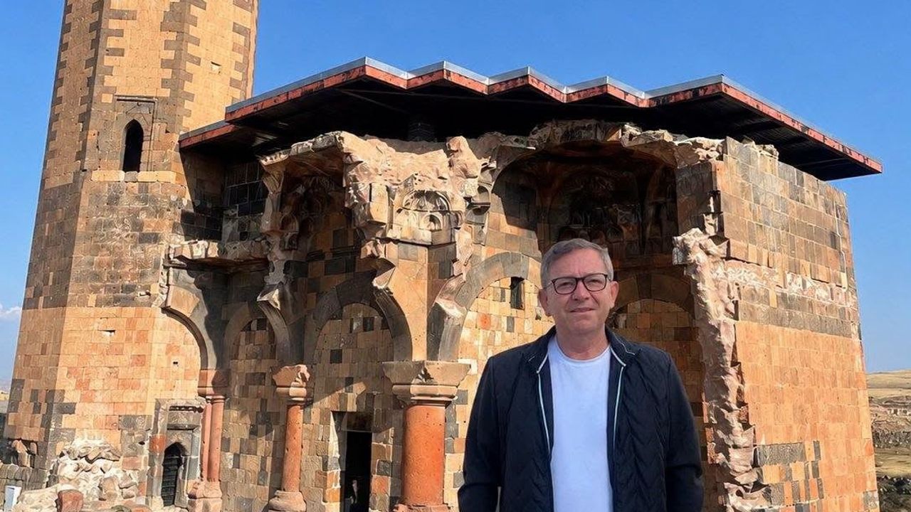Kars'ta bin yıllık miras: valinin Ani Örenyeri ziyaretinde yapılan çalışmalar değerlendirildi