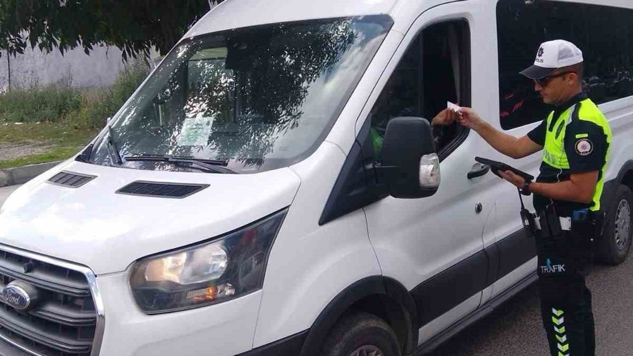 Kars'ta okul servislerine sıkı denetim: her şey çocukların güvenliği için