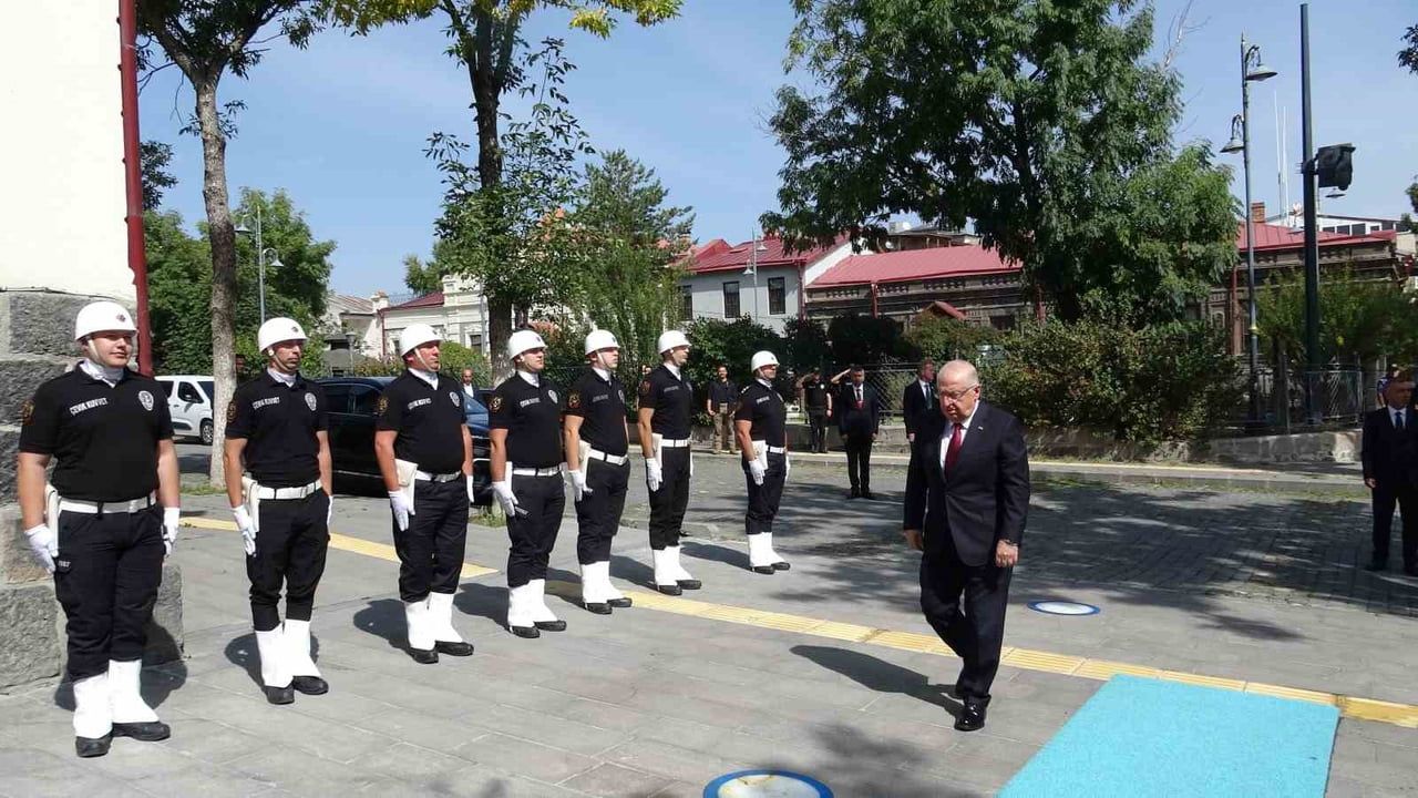 kars ziyaretinde güvenlik, birlik ve 'terörsüz türkiye' mesajı