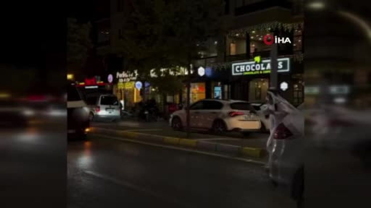 Kavşakta çekici üstünde dans 35 bin lira ceza getirdi
