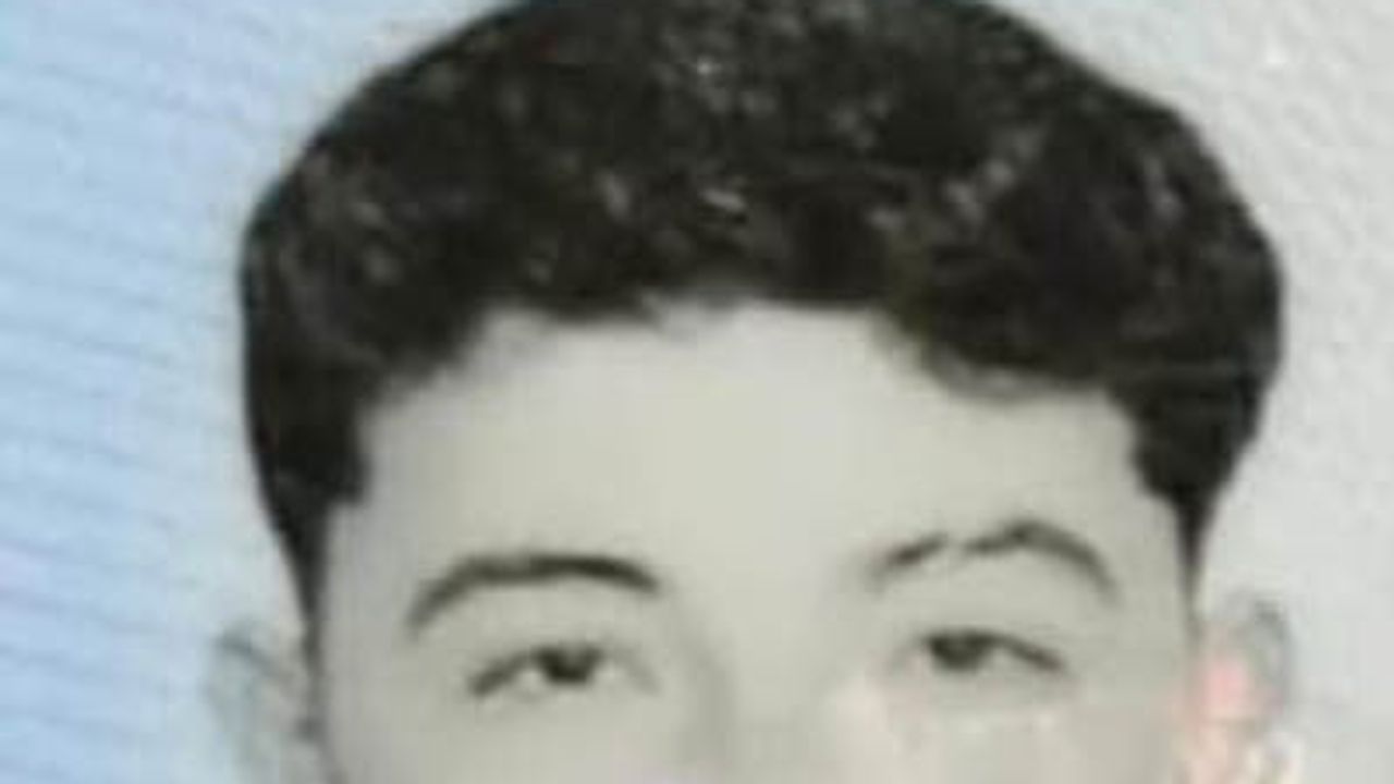 Kavşakta feci çarpışma: 16 yaşındaki sürücü hayatını kaybetti, kamyonet sürücüsü tutuklandı