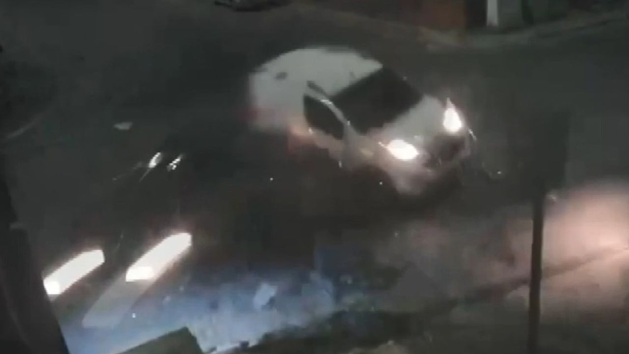 Kavşaktaki çarpışma tarsus esnafını harekete geçirdi