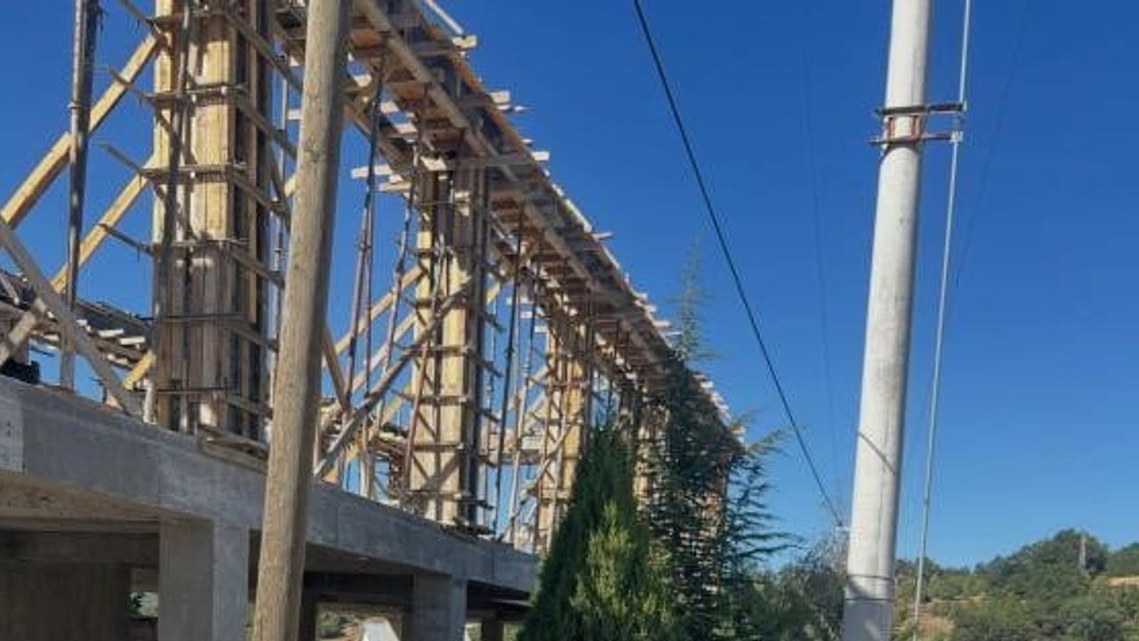 Kaymakam Helvacı köy konağı projesini yerinde değerlendirdi