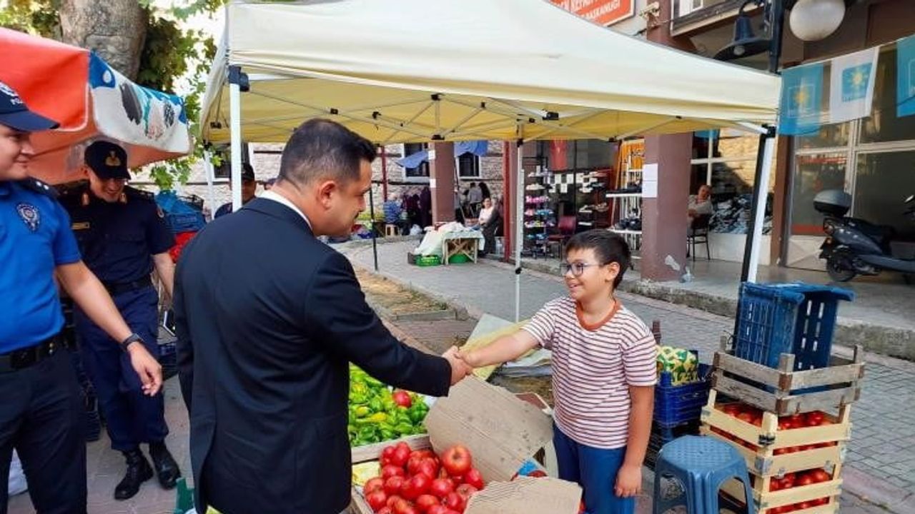 Kaymakam Onur Titiz'in Gölpazarı panayırında esnafla buluşması