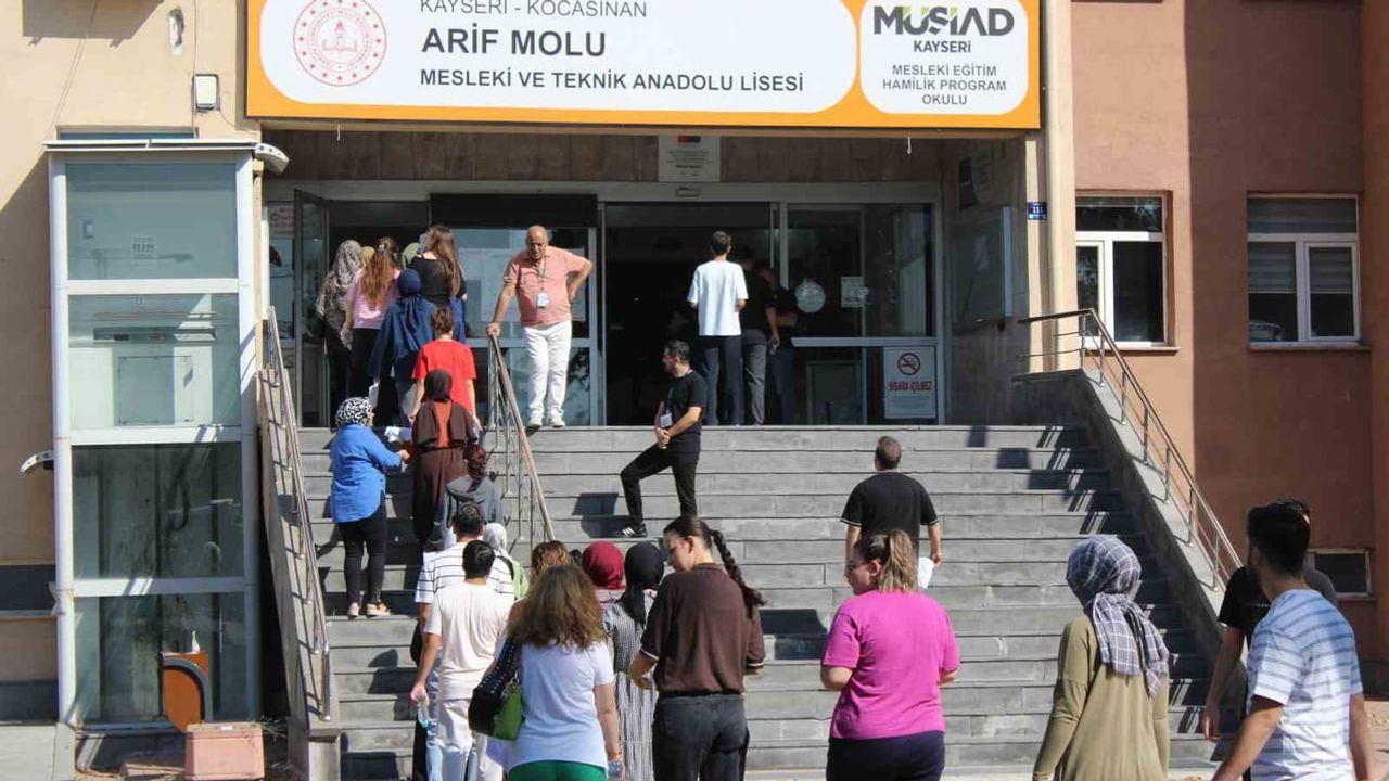 Kayseri'de 2026 KPSS genel yetenek-genel kültür oturumu tamamlandı