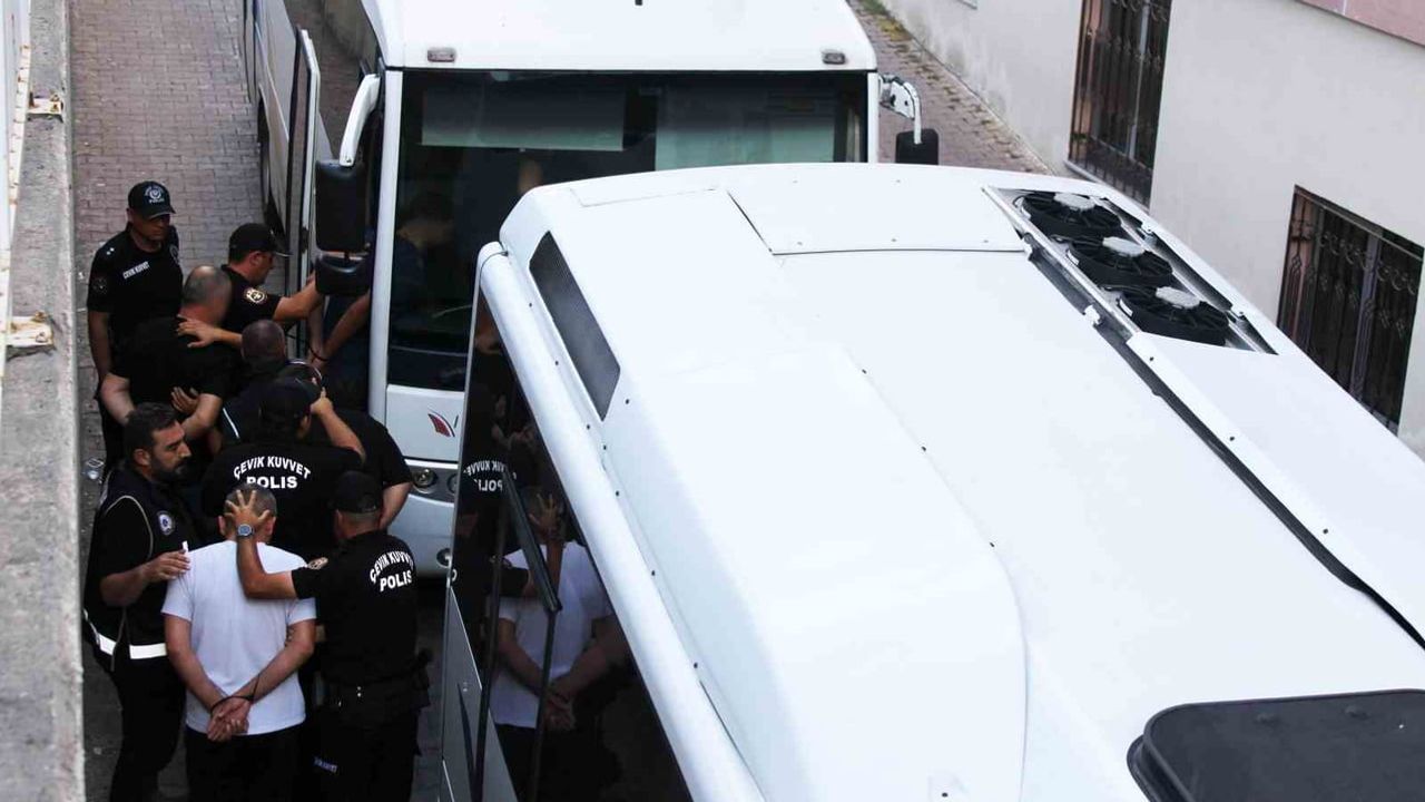 Kayseri'de 5 ilde eş zamanlı baskın: Şirinler adlı örgütten 32 gözaltı